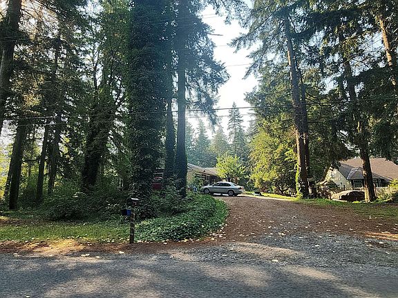 2nd image of 9512 274th St E