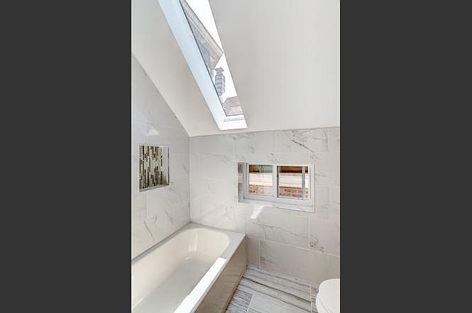 1st image of 1532 N Central Park Ave #2F
