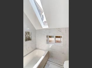 1532 N Central Park Ave #2F, Chicago, IL 60651