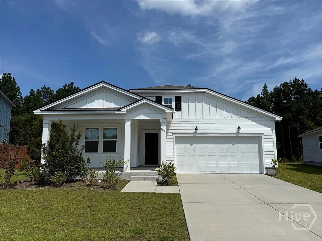 4 bed, 2.0 bath, 1766 sqft, $2,500 — Photo 1