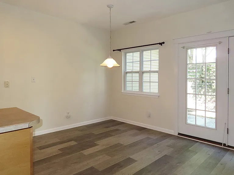 245 Plaza Dr #E — Photo 5