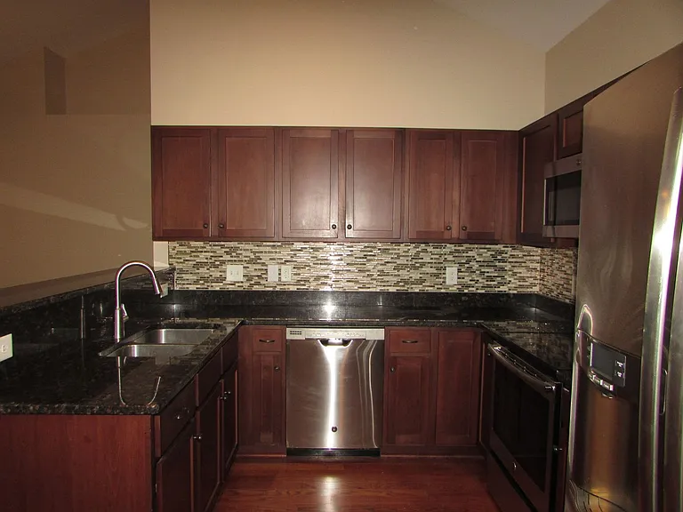 1519 Round Ridge Rd SE — Photo 9