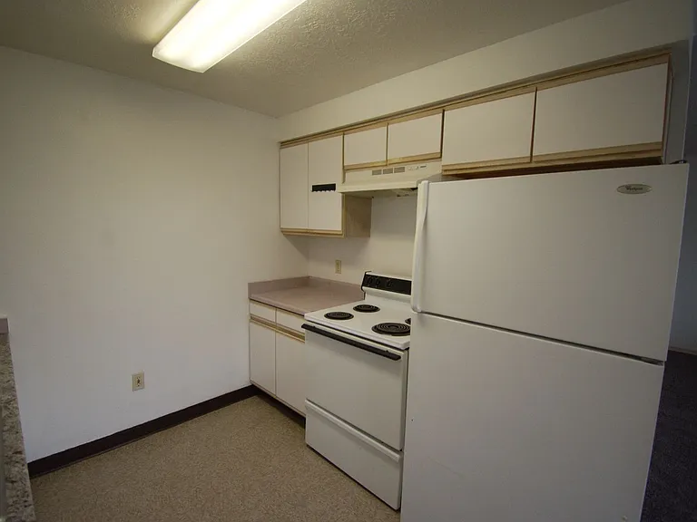 125 E Elmore St #2 — Photo 5