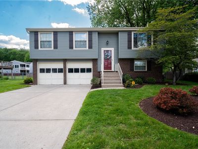 1126 Sodbury Dr, South Park, PA, 15129