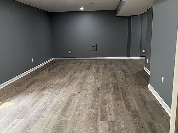 2nd image of 5532 Meadowvale Dr