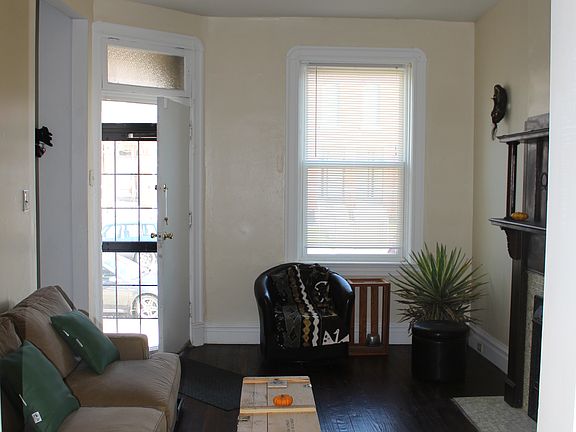 5th image of 4384 Gibson Ave #1