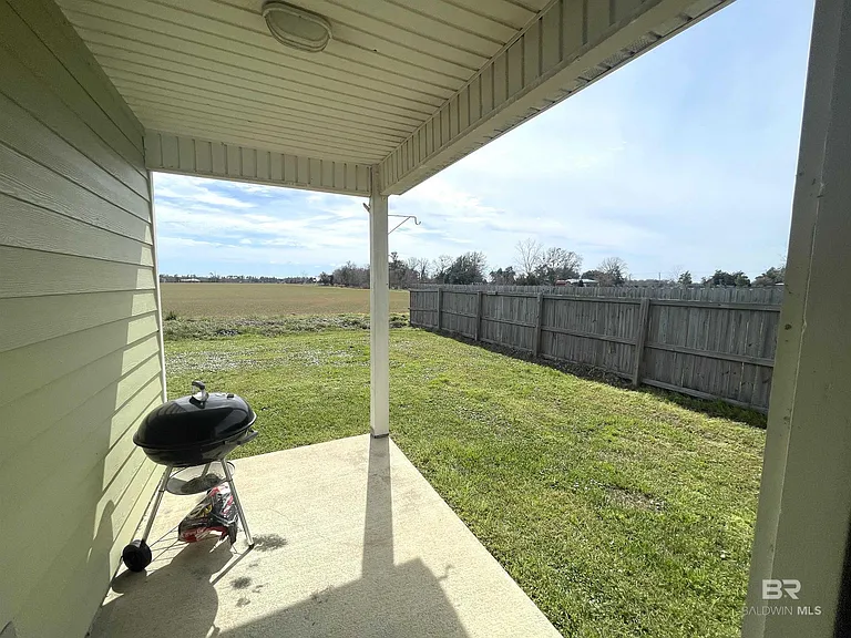 15142 Marem Dr — Photo 32