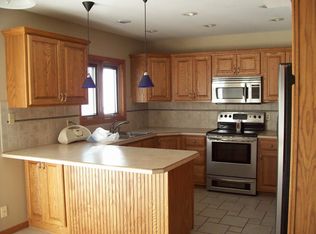 1116 Sandflower Rd, North Platte, NE 69101