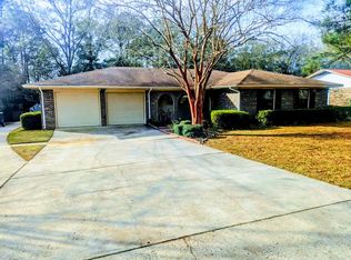 1304 Cambridge Rd, Dothan, AL 36305