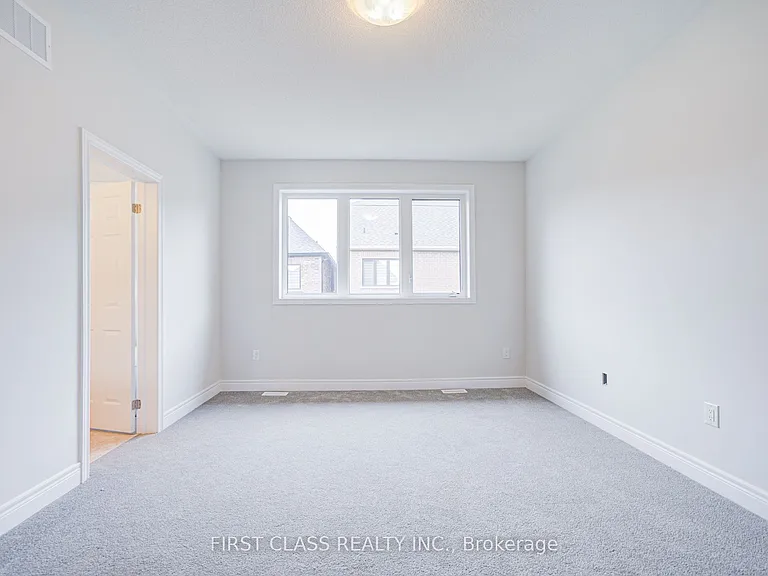 8 Nigh Dr — Photo 35