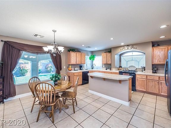 5th image of 11006 Carberry Hill St