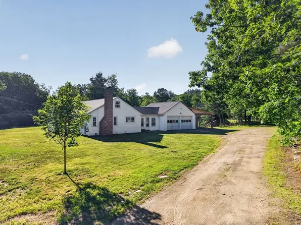 4 Hamilton Hill Rd, Townsend, MA 01474