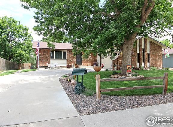 3rd image of 2534 Lanyon Dr