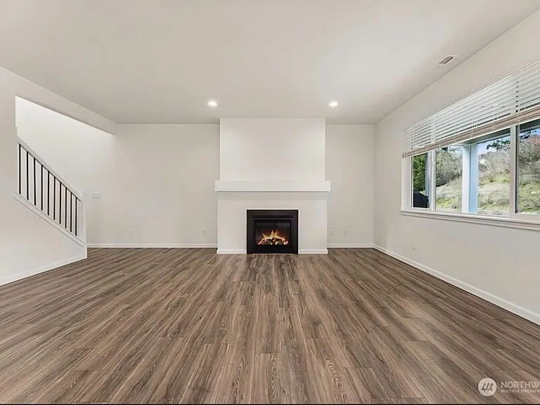 9960 Merrick St SE — Photo 11