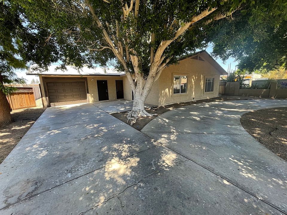 1st image of 2704 W 15th St