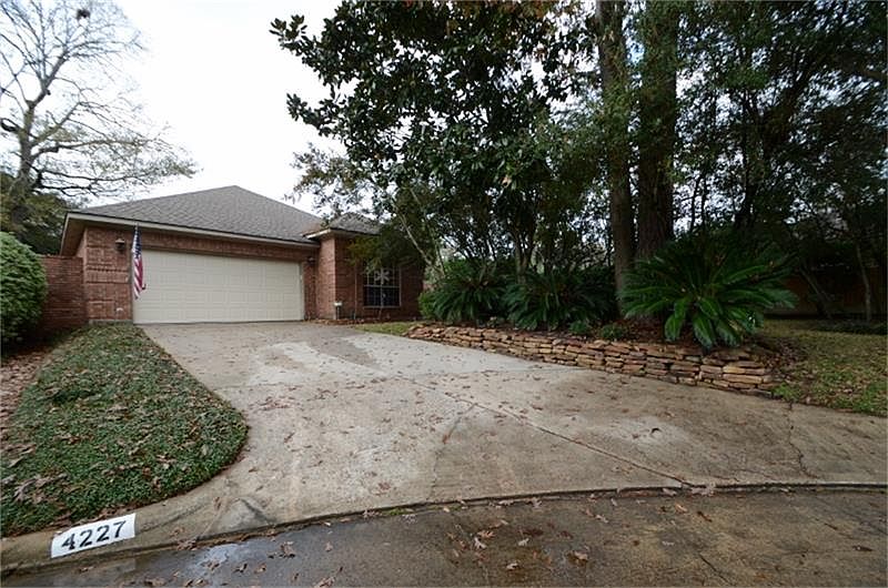 1st image of 4227 Forest Holly Dr