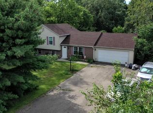 9029 Arrowcreek Dr, Oregonia, OH 45054