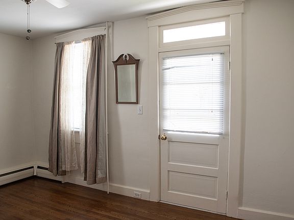 2nd image of 1366 Lititz Rd