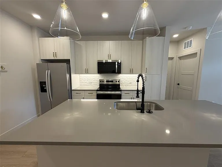 District on the Etowah Apartments — Photo 1246