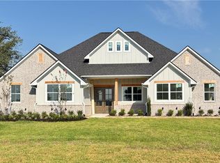 6923 Ellehue Ln, Bryan, TX 77808