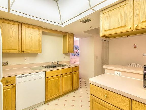 5th image of 1 John Anderson Dr #3150