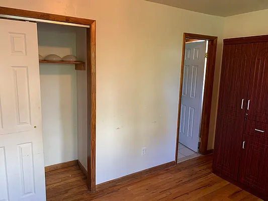 Rented by Tolmas Corporation | media 17