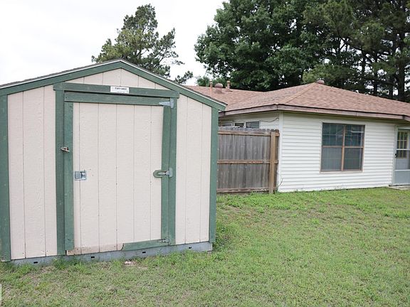 4th image of 316 Buttercup Ln