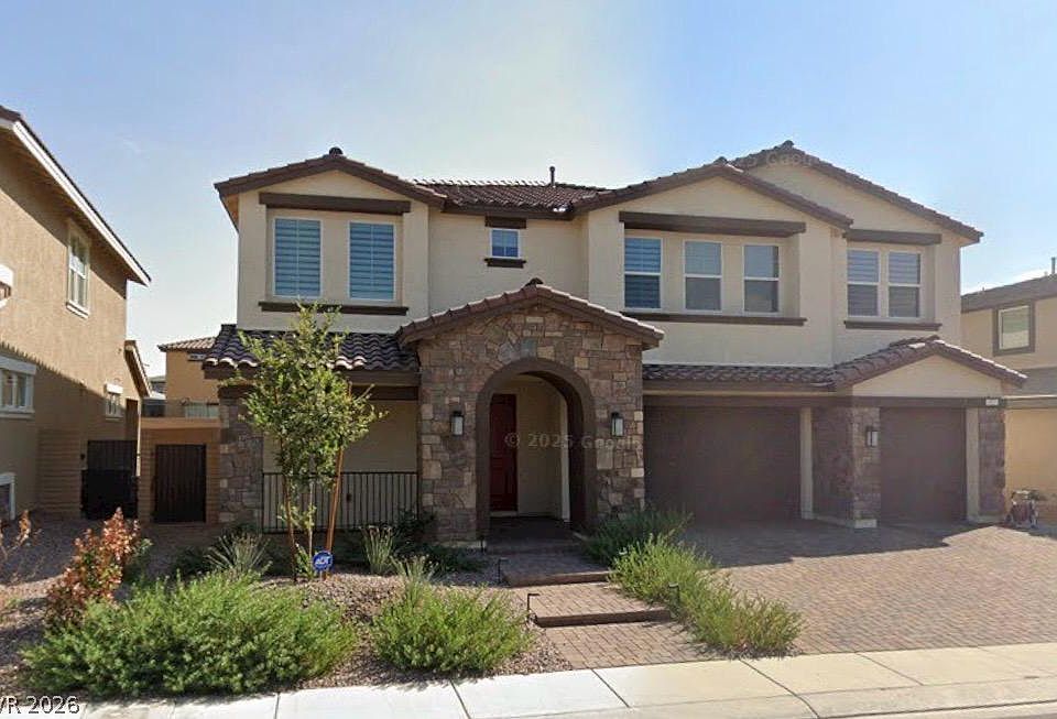 1st image of 453 Spring Dove Ave