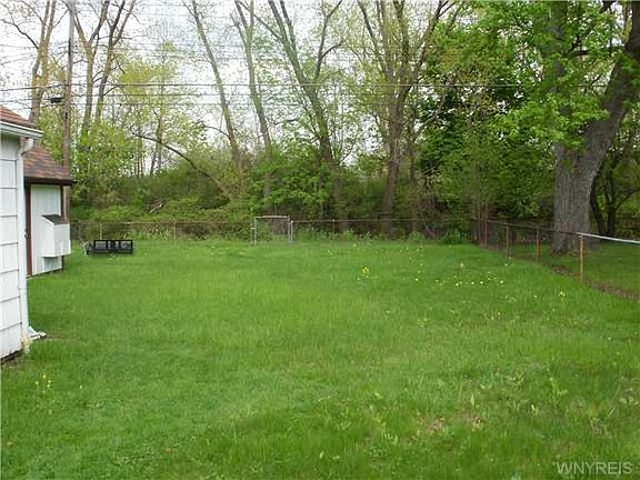 3rd image of 130 Covington Dr