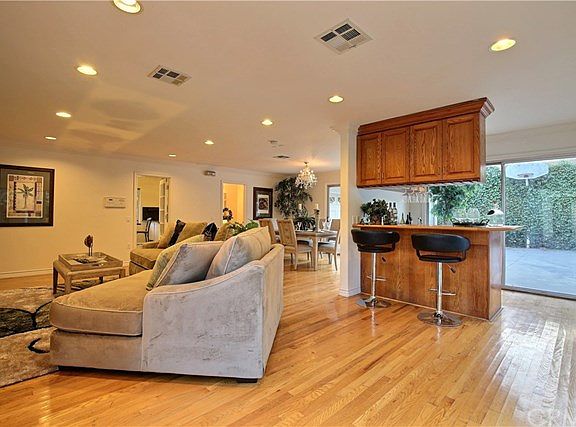 4th image of 2695 Tura Ln