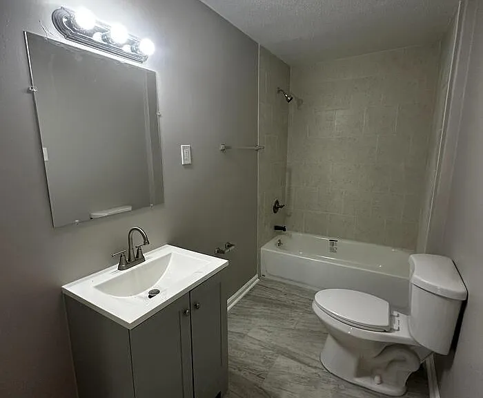 3063 Redbud Rd — Photo 5