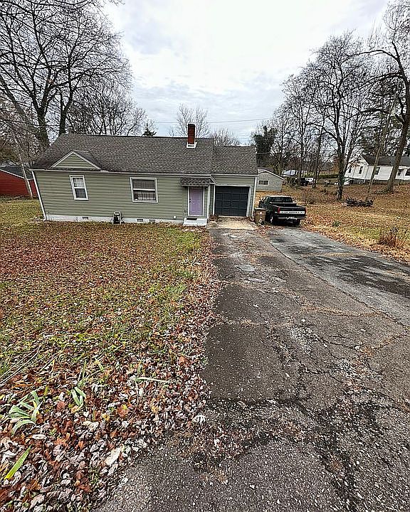 1st image of 501 Hayworth Dr