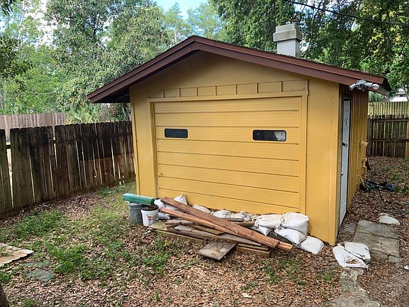 4th image of 7838 52nd Ln N