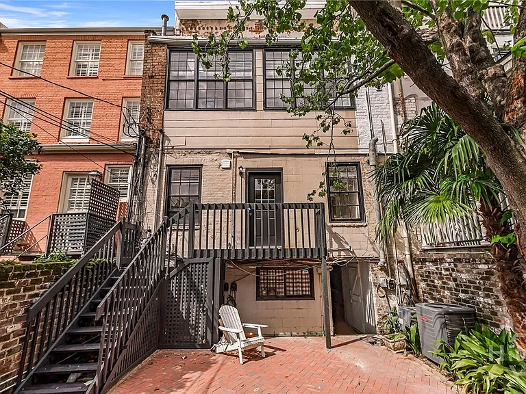 117 E Jones St #PARLOR — Photo 36