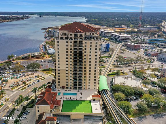 2nd image of 1478 RIVERPLACE Boulevard #1003