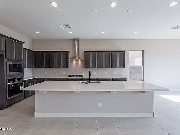 3rd image of 20245 W CATALINA Drive