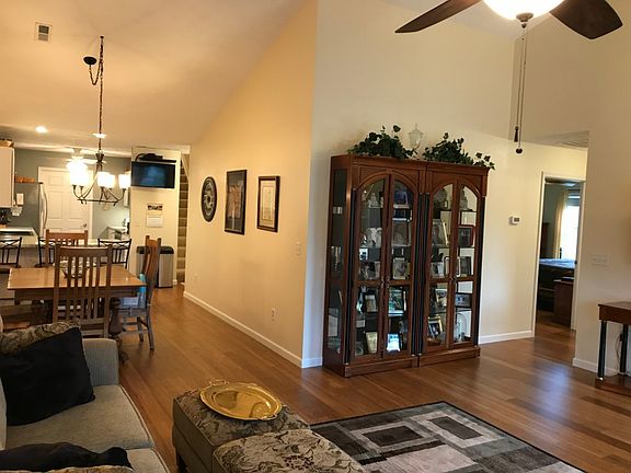 5th image of 5023 Twin Lakes Cir