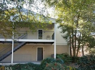 8002 Wingate Way, Sandy Springs, GA 30350