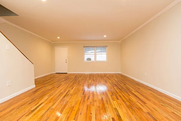 Sold by Keystone Realty USA Corp | media 13