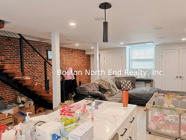 4 Wesley Pl #1 — Photo 7