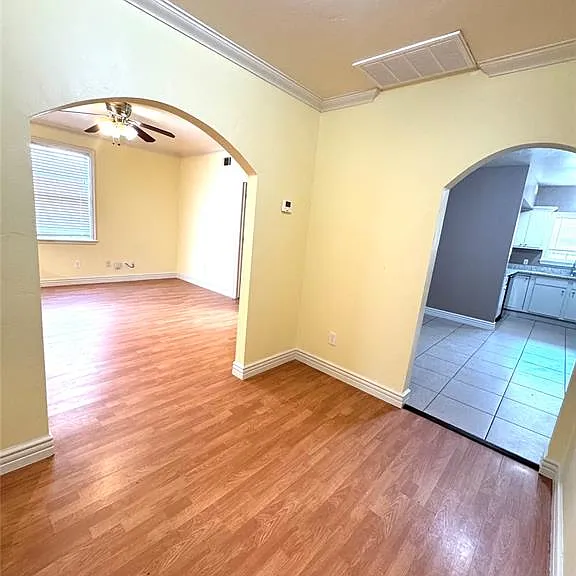 2937 Pioneer Ave — Photo 2