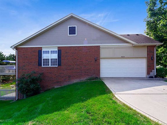 3rd image of 8623 Lake Hills Dr