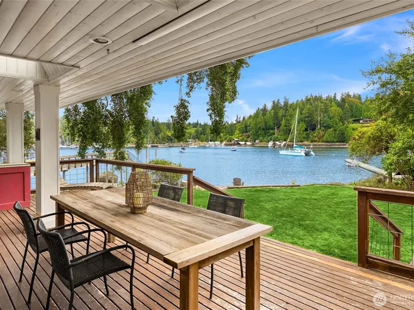 15122 & 15128 NE Anna Vera Lane, Bainbridge Island, WA 98110