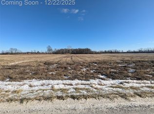 1404 Calvin Rd, Memphis, MI 48041