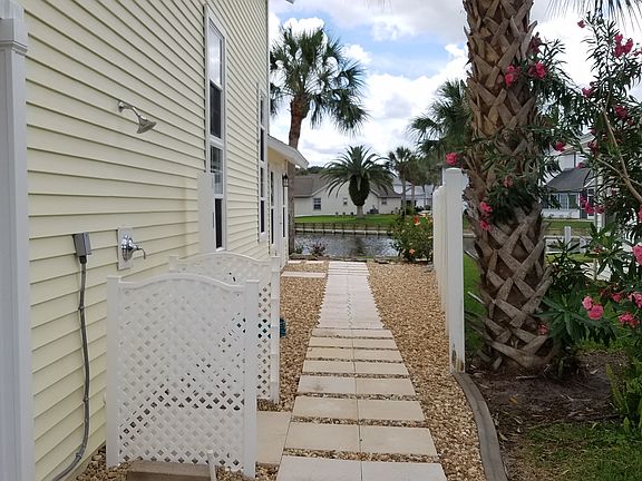 3rd image of 20 Avalon Dr
