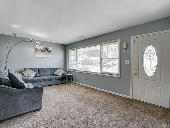 5th image of 2911 Whitehorse Ave