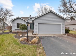 7275 Bridge Town Ln SE, Caledonia, MI