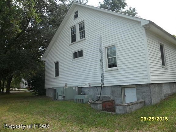 3rd image of 221 E 2nd Ave