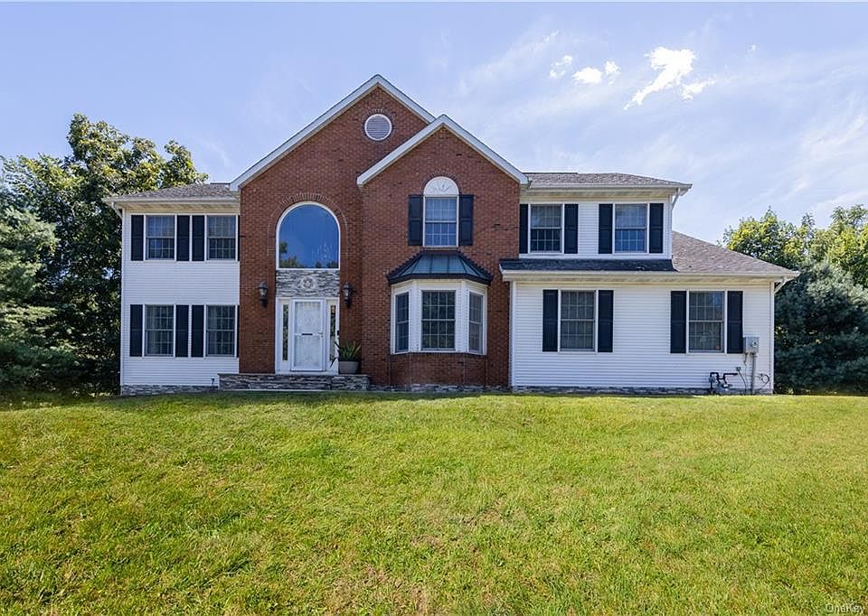 1st image of 12 Britta Ln