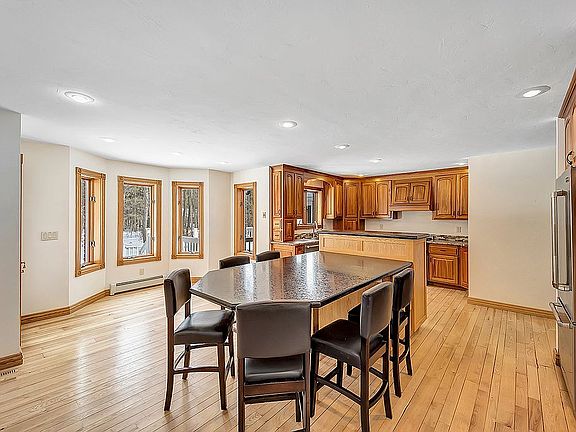 5th image of 616 Bucks Ln